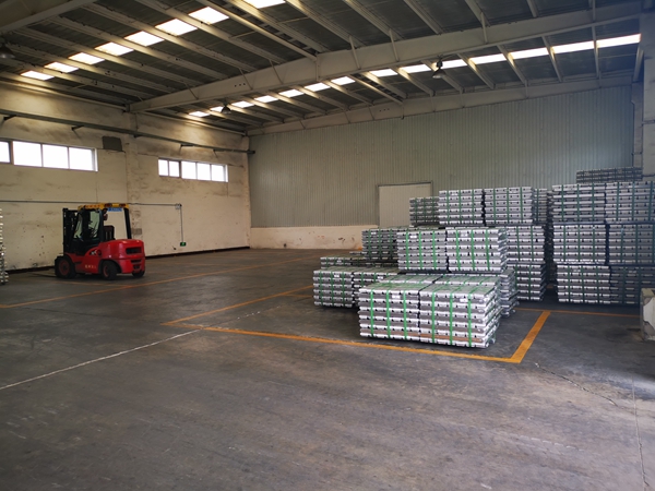 鋁錠、鋁液設(shè)備